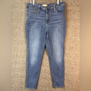 Madewell Jeans Womens 31, fits 34, High Rise Curvy Roadtripper Skinny Denim
